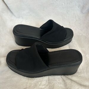 Zara platform slides